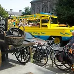 College Green Gem